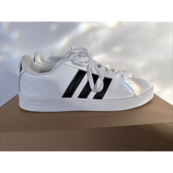 Adidas Neo White Men’s Size 8.5 With Cloud foam. Lace up, white W/black Stripe - Picture 3 of 6